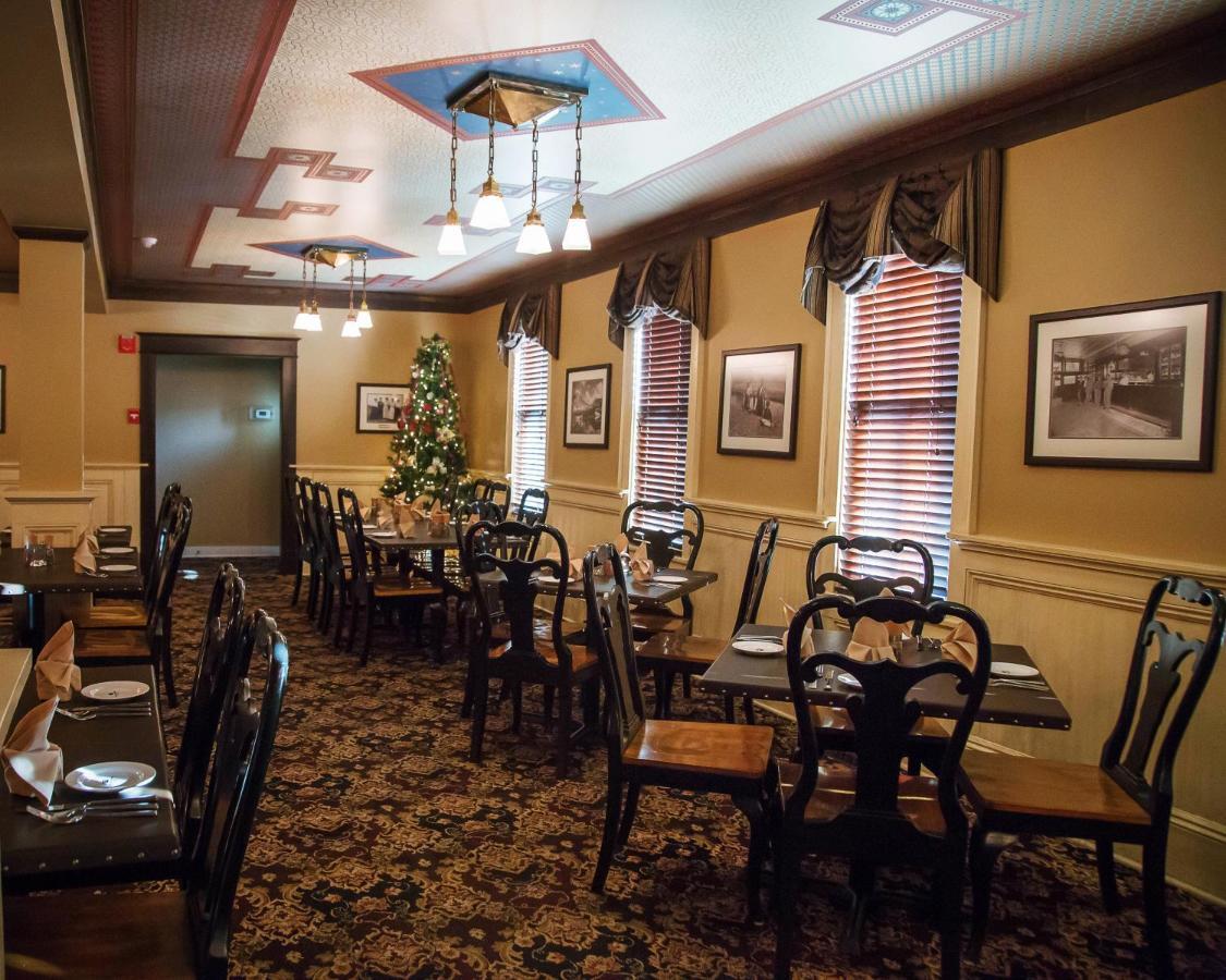 The Sacajawea Hotel Three Forks Екстер'єр фото
